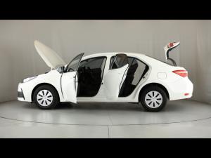 Toyota Corolla Quest 1.8 Plus auto - Image 11