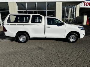 Toyota Hilux 2.0 (aircon) - Image 4