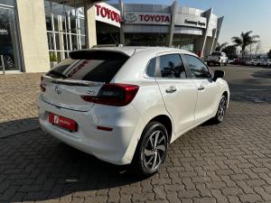 Toyota Starlet 1.5 XR auto - Image 2