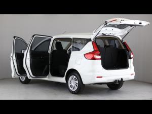 Toyota Rumion 1.5 SX manual - Image 10