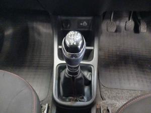 Renault Kwid 1.0 Zen - Image 13