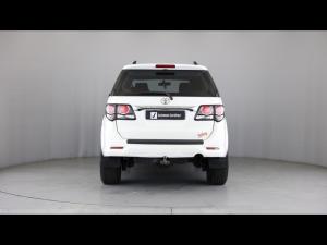 Toyota Fortuner 2.5D-4D auto - Image 5