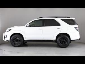 Toyota Fortuner 2.5D-4D auto - Image 17