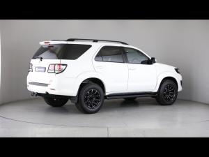 Toyota Fortuner 2.5D-4D auto - Image 2