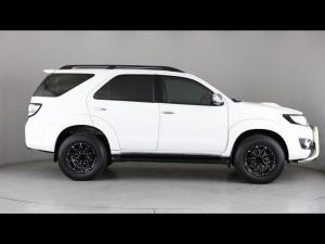 Toyota Fortuner 2.5D-4D auto - Image 3