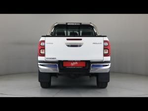 Toyota Hilux 2.8GD-6 double cab Raider auto - Image 5