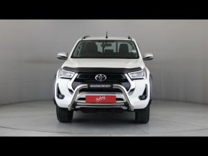 Toyota Hilux 2.8GD-6 double cab Raider auto - Image 4