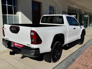 Toyota Hilux 2.8GD-6 Xtra cab 4x4 Legend manual - Image 2