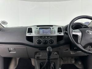 Toyota Hilux 2.7 Vvti Raider R/BD/C - Image 12