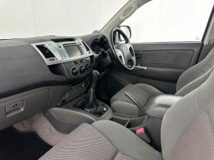Toyota Hilux 2.7 Vvti Raider R/BD/C - Image 14