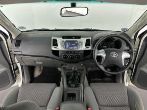 Toyota Hilux 2.7 Vvti Raider R/BD/C - Image 17