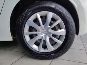 Opel Corsa 1.2 - Image 10