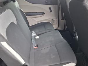 Renault Triber 1.0 Life - Image 10