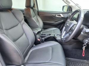 Isuzu D-Max 1.9TD double cab LS manual - Image 9