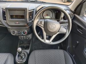 Toyota Vitz 1.0 - Image 7