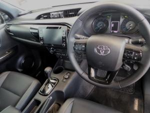 Toyota Hilux 2.8GD-6 double cab 4x4 Legend auto - Image 3