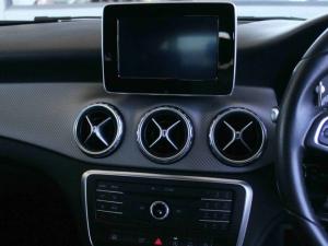 Mercedes-Benz GLA GLA220d 4Matic Style - Image 20