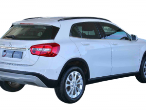 Mercedes-Benz GLA GLA220d 4Matic Style - Image 6