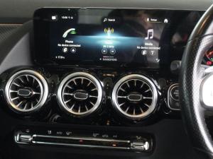 Mercedes-Benz GLA GLA200d - Image 20