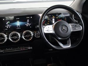 Mercedes-Benz GLA GLA200d - Image 22