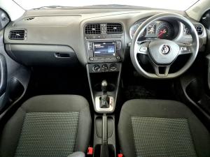 Volkswagen Polo Vivo hatch 1.6 Comfortline auto - Image 12