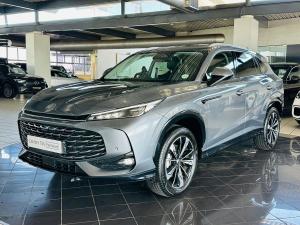 MG HS 2.0T Luxury - Image 1