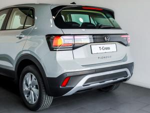 Volkswagen T-Cross 1.0TSI manual - Image 7