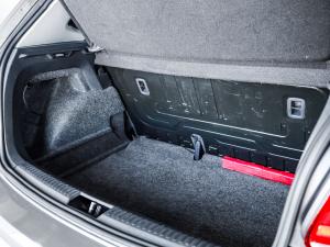 Volkswagen Polo Vivo hatch 1.4 Trendline - Image 10