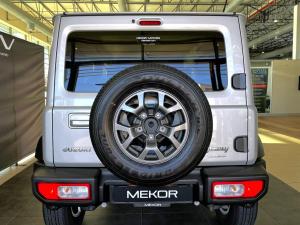 Suzuki Jimny 1.5 GLX AllGrip 5-door auto - Image 14