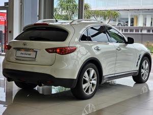 Infinity FX FX37 GT - Image 10
