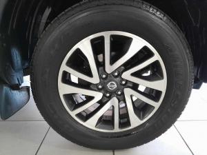 Nissan Navara 2.3D LE automatic D/C - Image 10