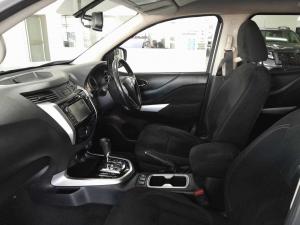 Nissan Navara 2.3D LE automatic D/C - Image 11
