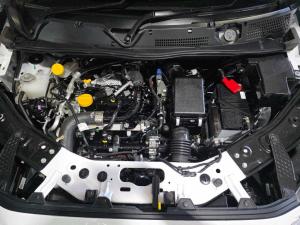 Nissan Magnite 1.0T Acenta Plus CVT - Image 17
