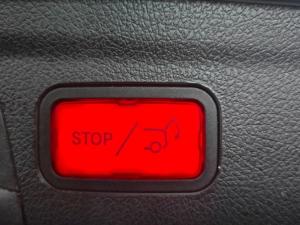Mercedes-Benz GLE GLE300d 4Matic - Image 12