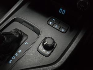 Ford Ranger 2.0 BiTurbo double cab XLT 4x4 - Image 10