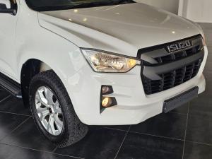 Isuzu D-Max 1.9TD double cab LS auto - Image 3