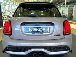 MINI Hatch Cooper S Hatch 5-door - Image 13