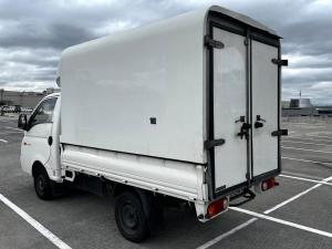 Hyundai H-100 Bakkie 2.6D deck - Image 2