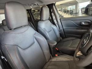 Jeep Renegade 1.4T Longitude - Image 3