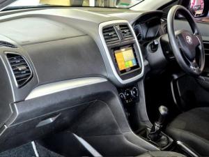 Toyota Urban Cruiser 1.5 Xi - Image 10
