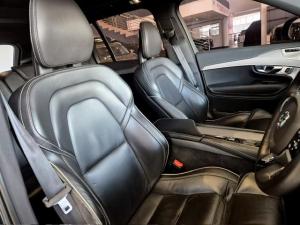 Volvo XC90 D5 AWD R-Design - Image 11