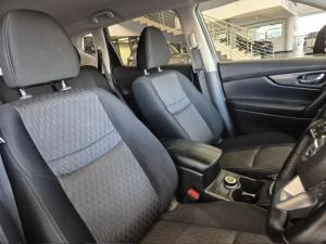Nissan X-Trail 2.5 4x4 Acenta Tech - Image 16