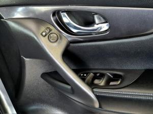 Nissan X-Trail 2.5 4x4 Acenta Tech - Image 17