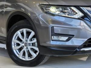 Nissan X-Trail 2.5 4x4 Acenta Tech - Image 9
