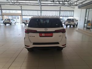 Toyota Fortuner 2.4GD-6 4x4 - Image 5