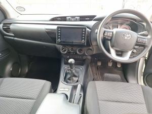 Toyota Hilux 2.4GD-6 Xtra cab Raider manual - Image 6