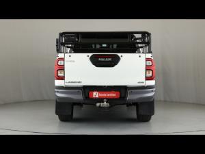 Toyota Hilux 2.8GD-6 double cab 4x4 Legend auto - Image 5