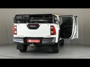 Toyota Hilux 2.8GD-6 double cab 4x4 Legend auto - Image 9