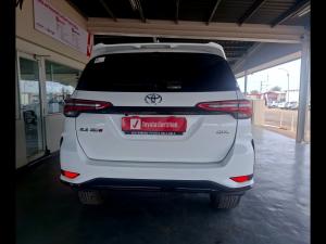Toyota Fortuner 2.4GD-6 4x4 - Image 5