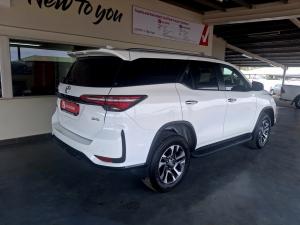 Toyota Fortuner 2.4GD-6 4x4 - Image 2